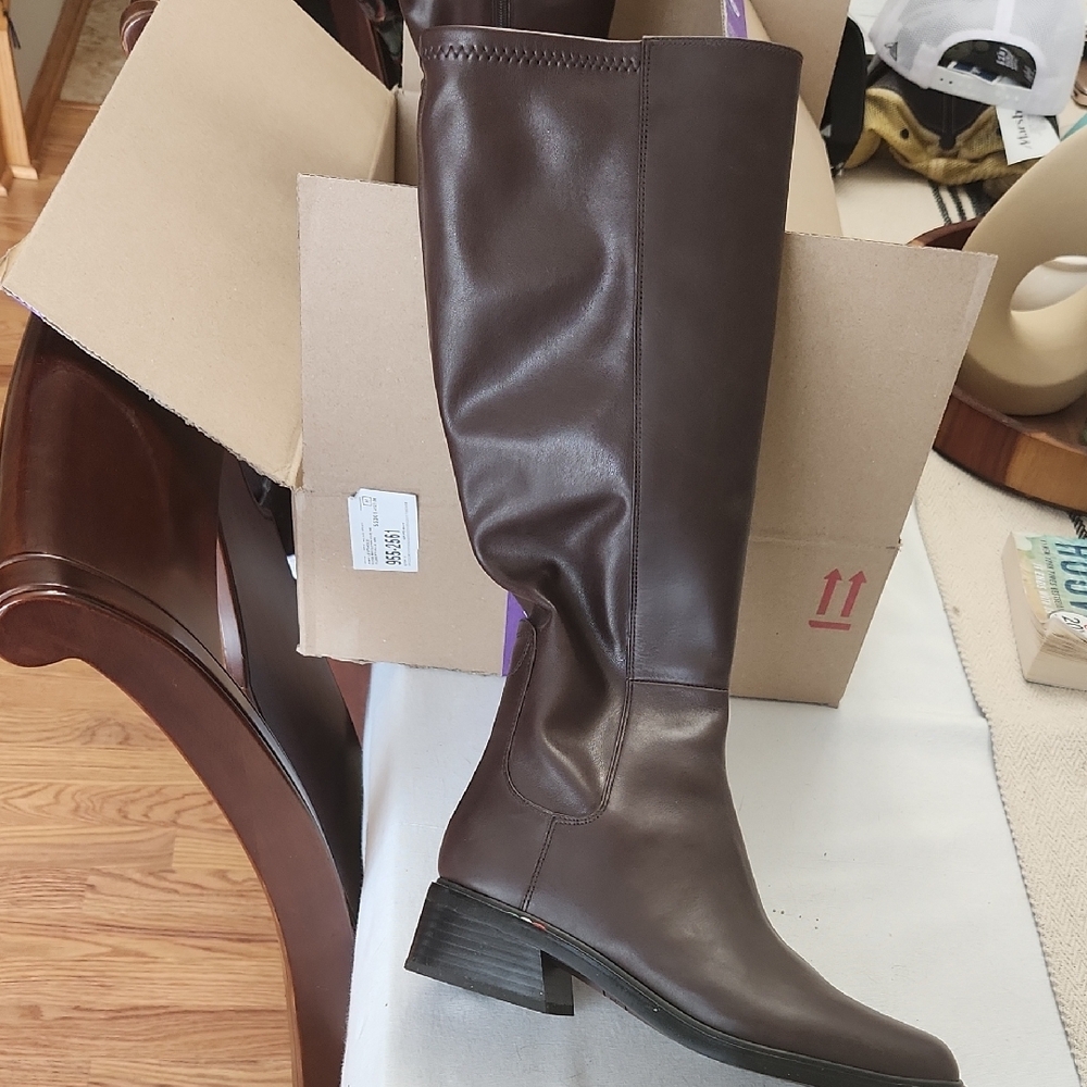 Elegant Brown Knee-High Women's Boots